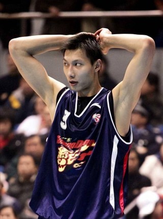 易建联nba(易建联nba场均得分)