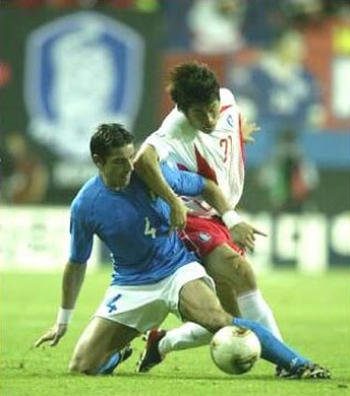 韩国世界杯2002黑哨(2002年韩日世界杯韩国黑哨)