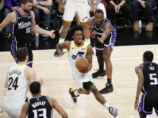 现场直播nba常规赛(现场直播nba常规赛在线观看)