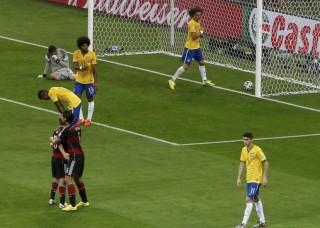 2014世界杯德国为啥放水巴西(德国参加2014年巴西世界杯的球员不包括谁)，探究真相，德国队在世界杯放水巴西的真正原因？，探究真相，揭秘德国队在世界杯放水巴西背后的原因？