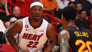 nba热火vs尼克斯直播(热火对尼克斯甜瓜单节16分)