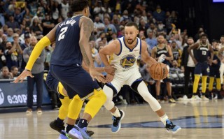 nba季后赛直播免费观看(nba季后赛直播免费观看直播在线)