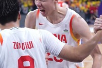 中国男篮今晚直播(中国男篮今晚直播比赛时间)