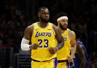 nba湖人最新(nba湖人最新赛程)