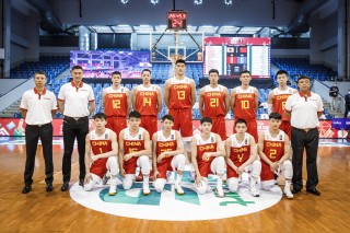 今天的cba篮球赛(今天的cba篮球赛程)
