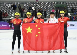 第一届冬奥会在哪举办(第一届冬奥会是在哪里举行的)