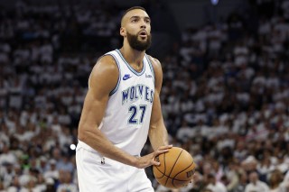nba直播吧黑白直播(nba 黑白直播)