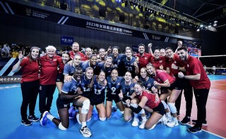 今年女排联赛冠军是谁(今年中国女排冠军是什么比赛)