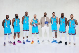 包含nba2016全明星赛回放高清的词条