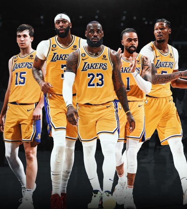 nba湖人队(nba湖人队vs勇士队)  第2张