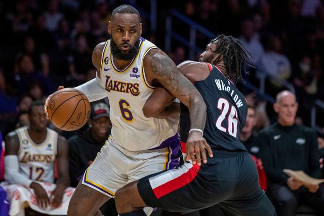 nba湖人比赛(NBA湖人比赛在线观看)  第1张