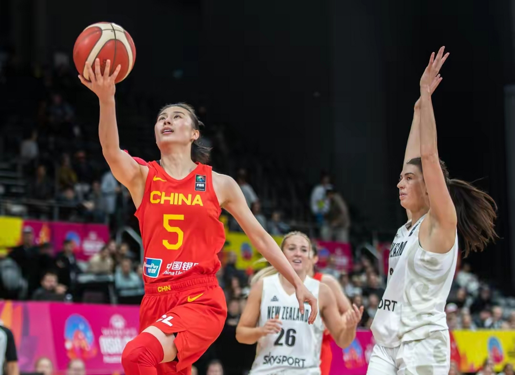 中国女篮最近的比赛(中国女篮最近的比赛是什么)  第1张