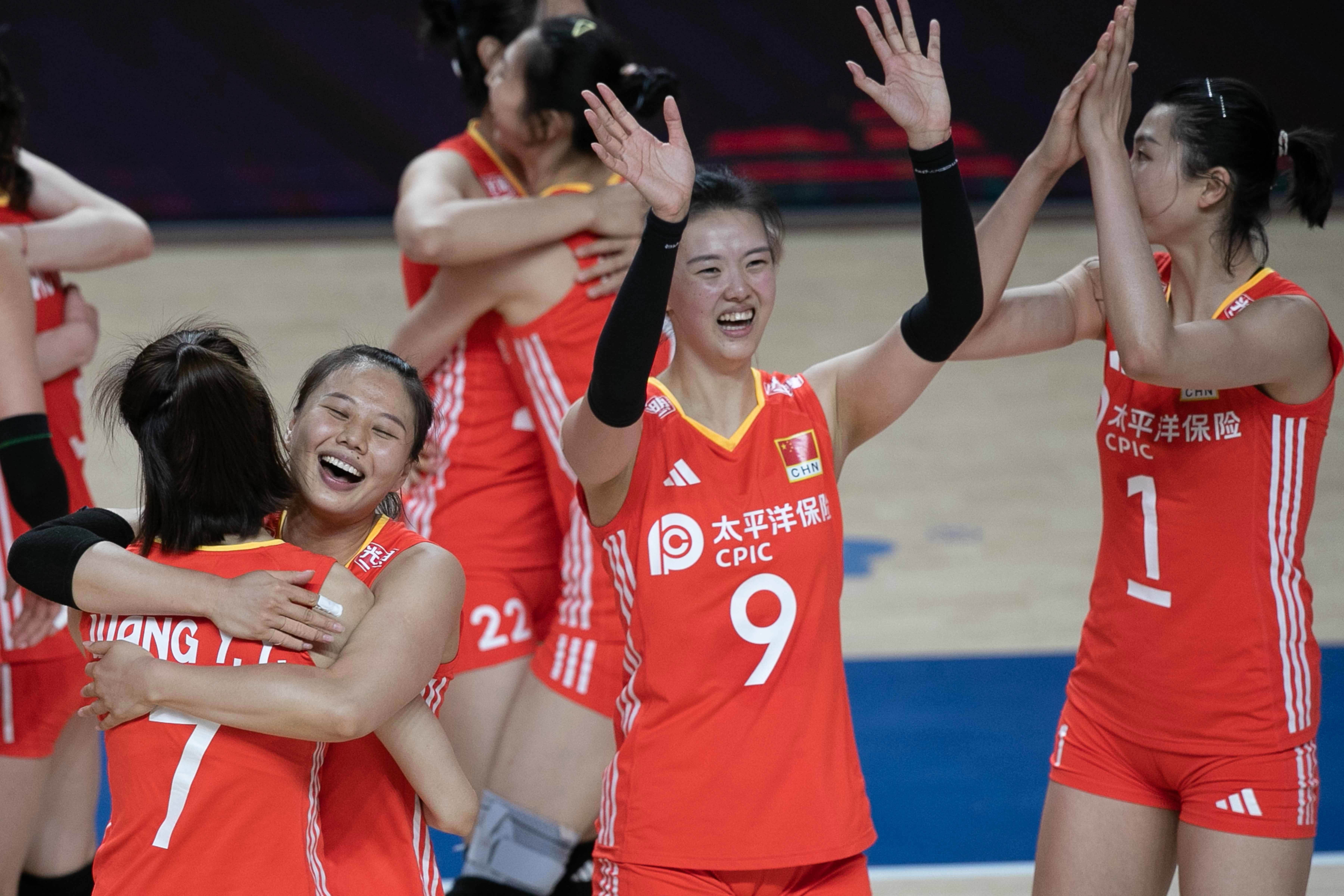 中国女排比赛最新消息(中国女排比赛最新消息新闻)  第2张